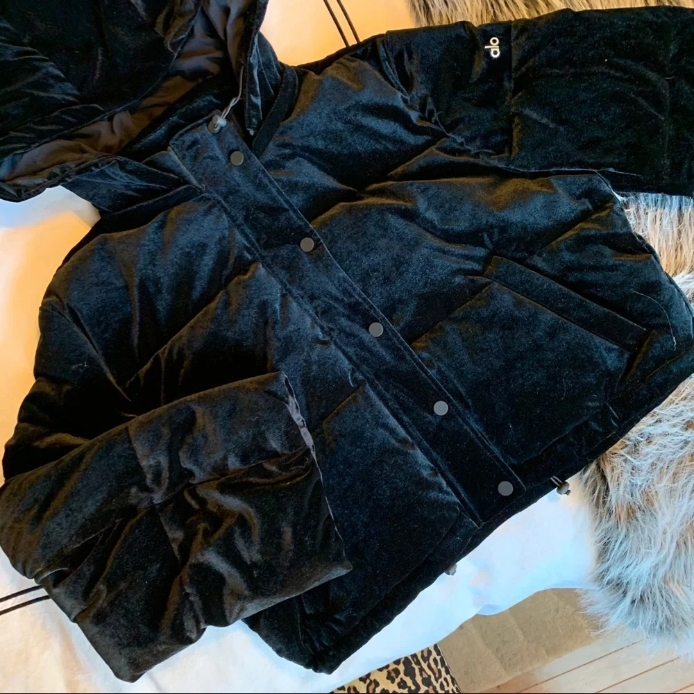 Alo Black Velvet Puffer Jacket